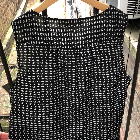 LOFT sleeveless blouse - Picture 4 of 4